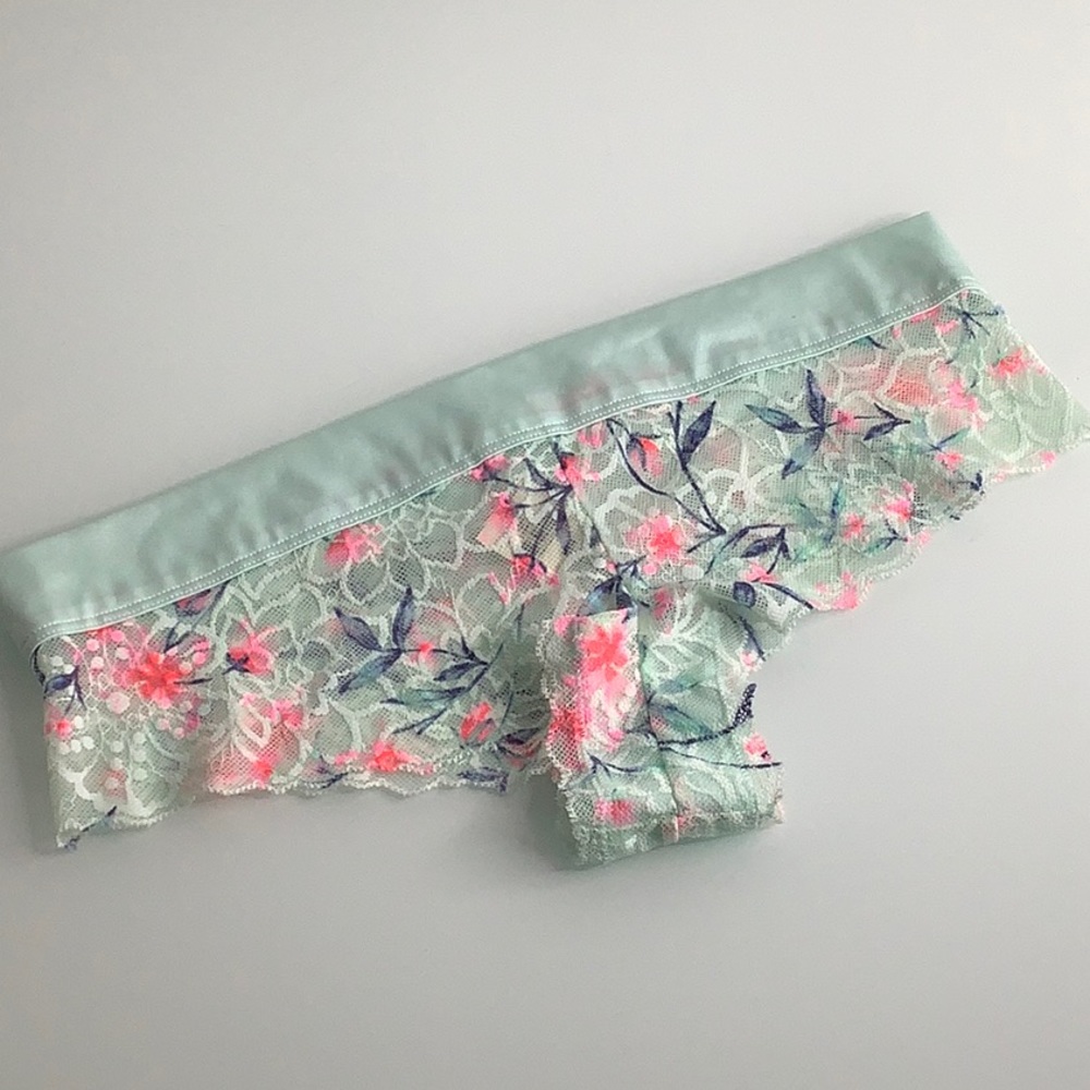 VS PINK floral mesh Cheekster panty size M NWT